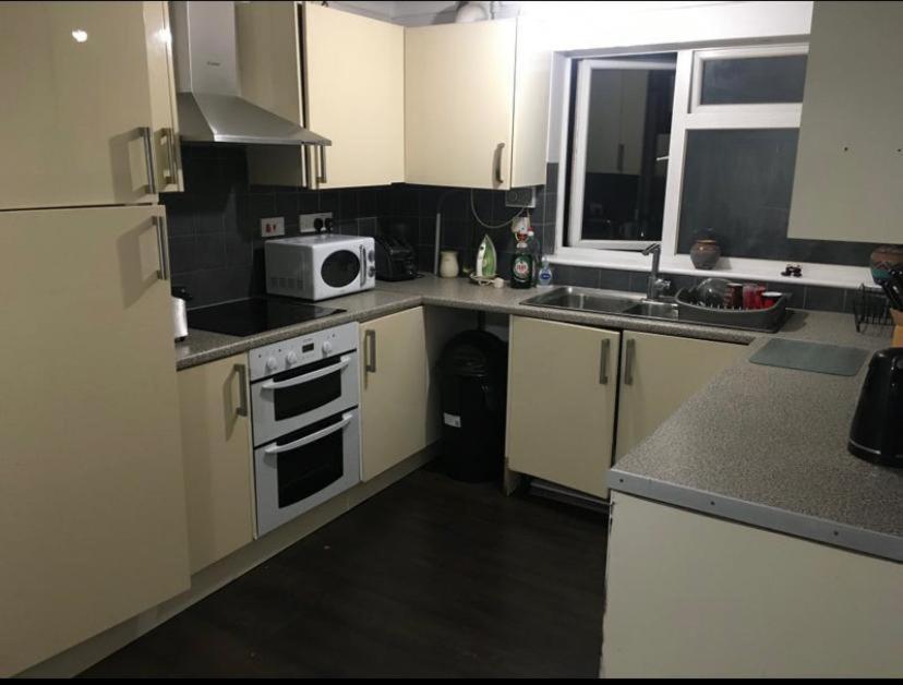 Appartement Eastbourne Late Check In Available à Polegate Extérieur photo